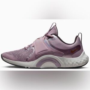 Nike Women's Lavender Athletic Shoes